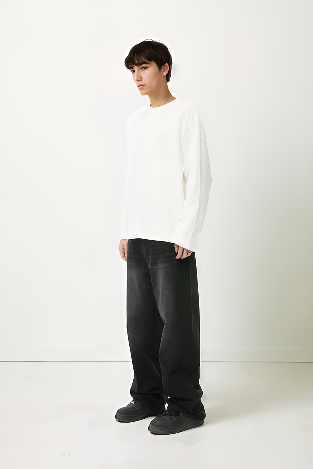 Wide Leg Baggy Jeans