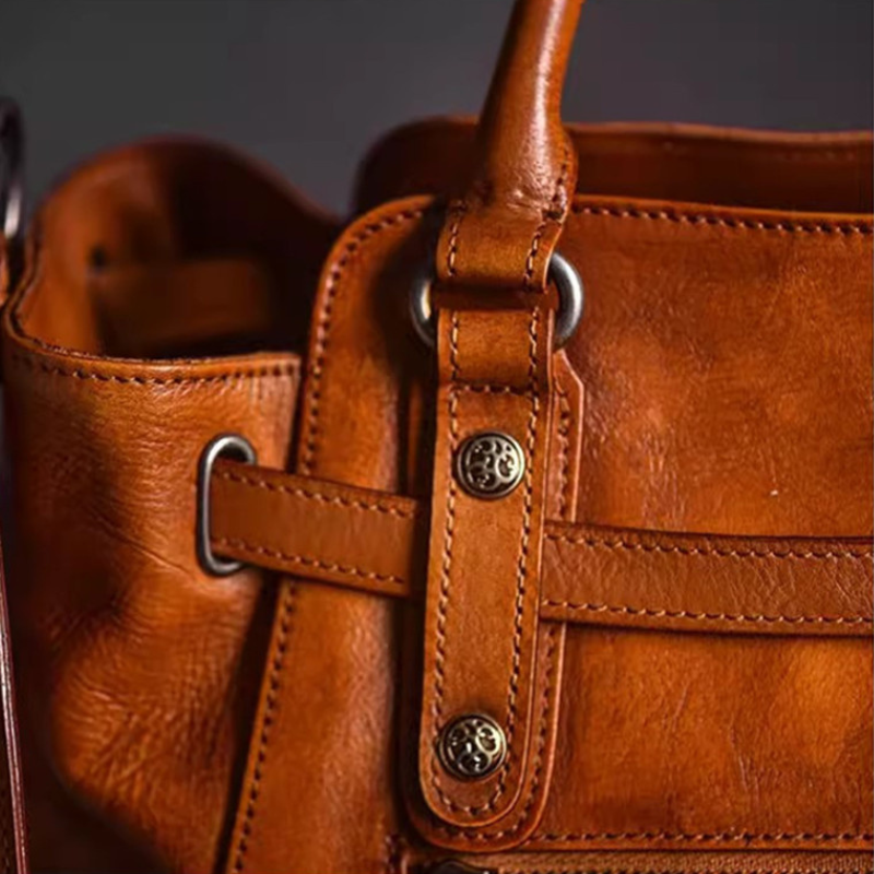 Heritage Leather Crossbody Bag