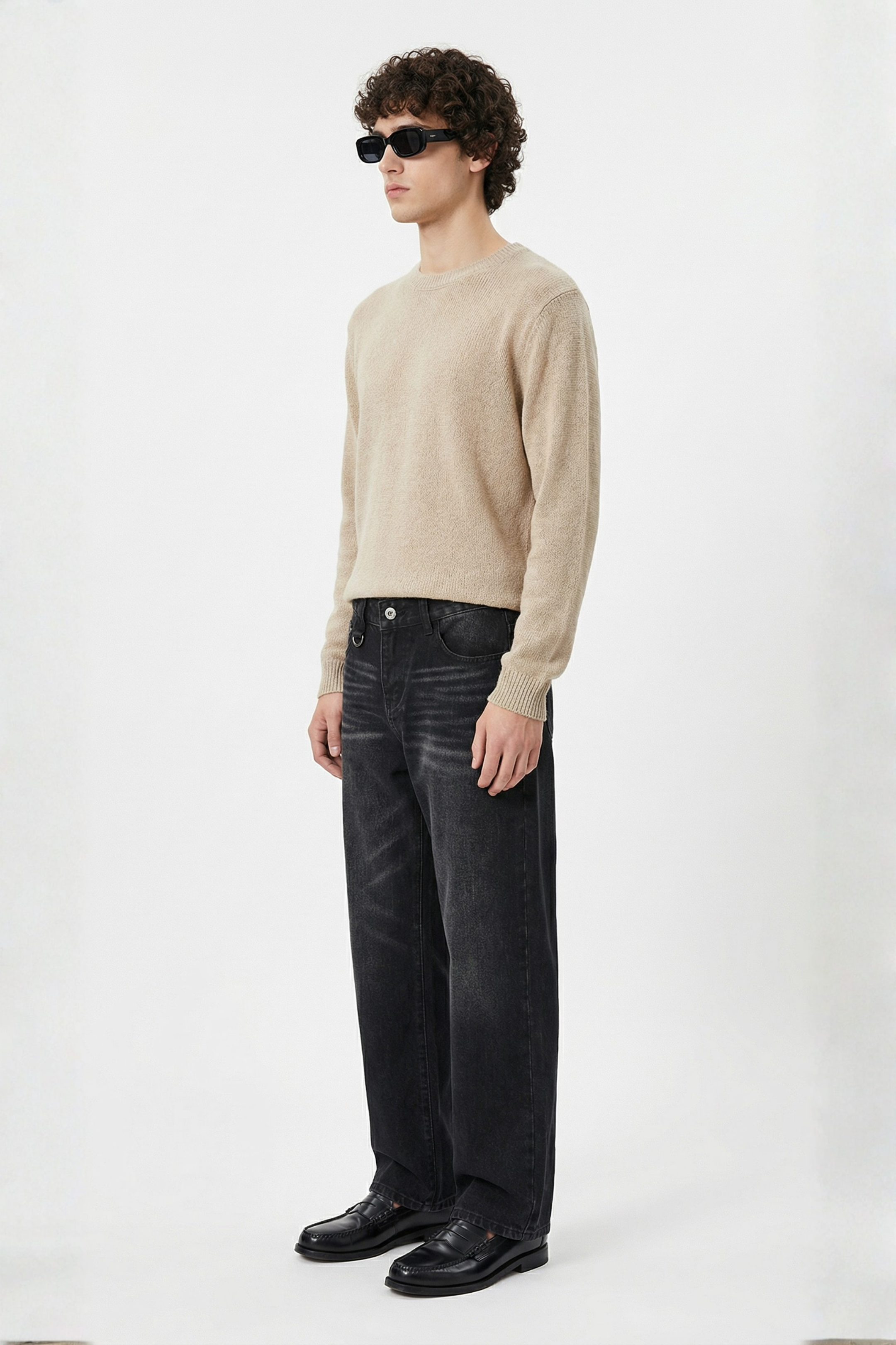 Wide Straight Jeans
