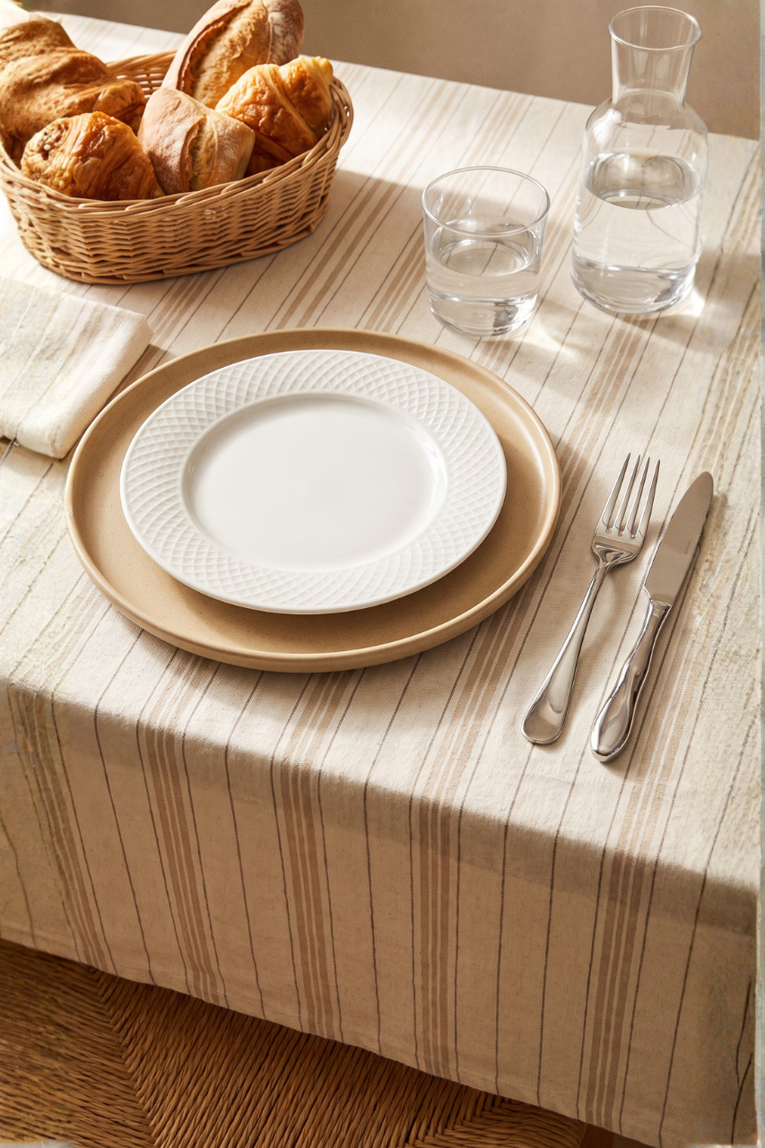 Embossed Porcelain Serving Plate