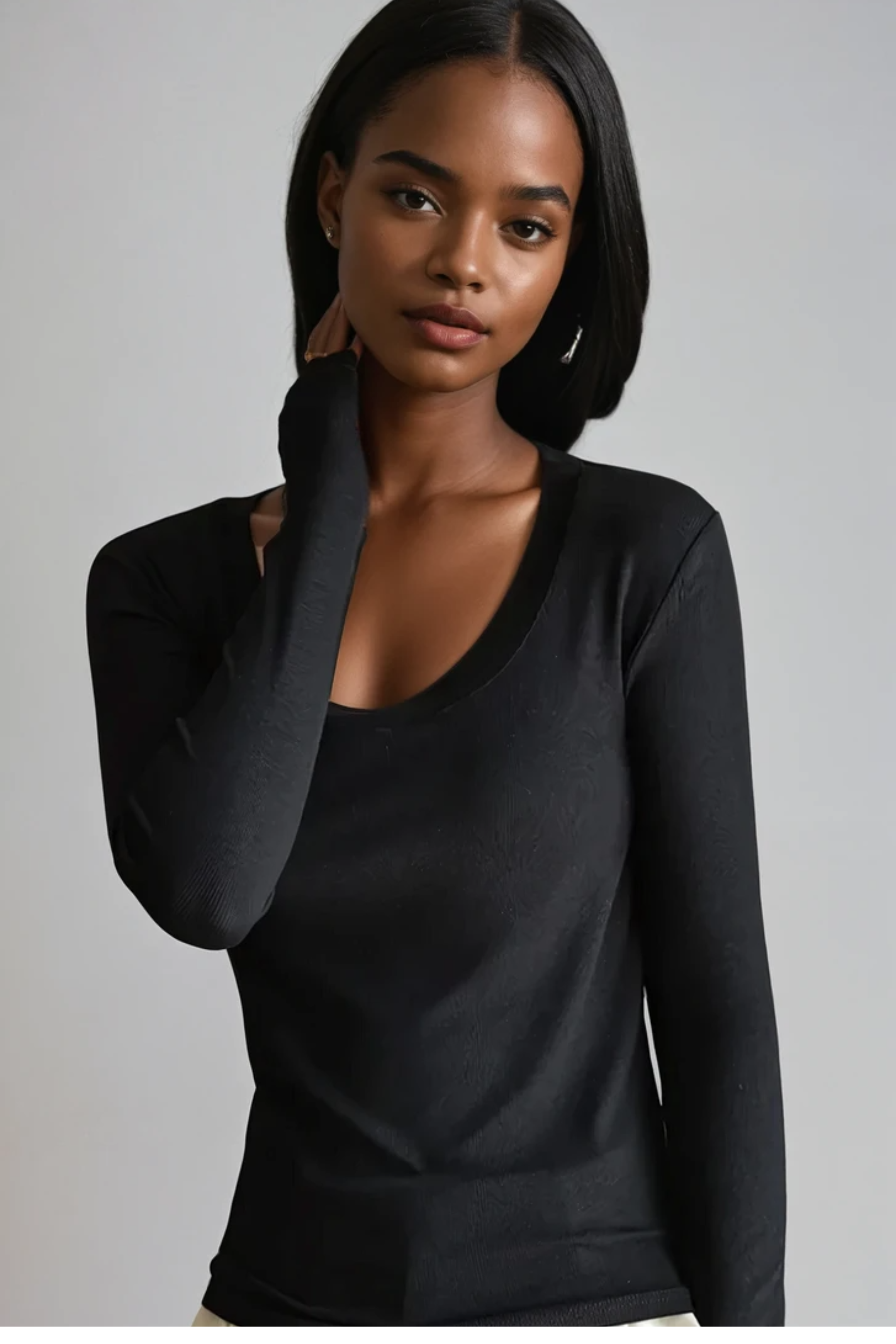 Scoop-Neck Long Sleave Top